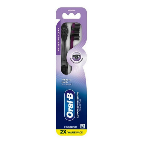 Oral-B, Charcoal Toothbrush Whitening Clean Medium, 2 Count